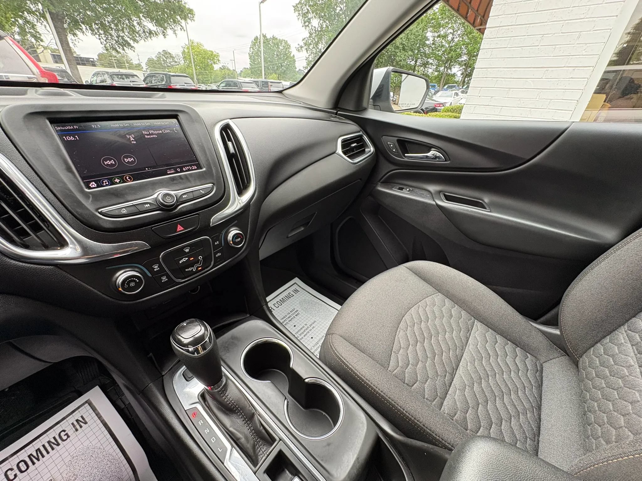Used 2021 Chevrolet Equinox LT AWD/4WD image 40