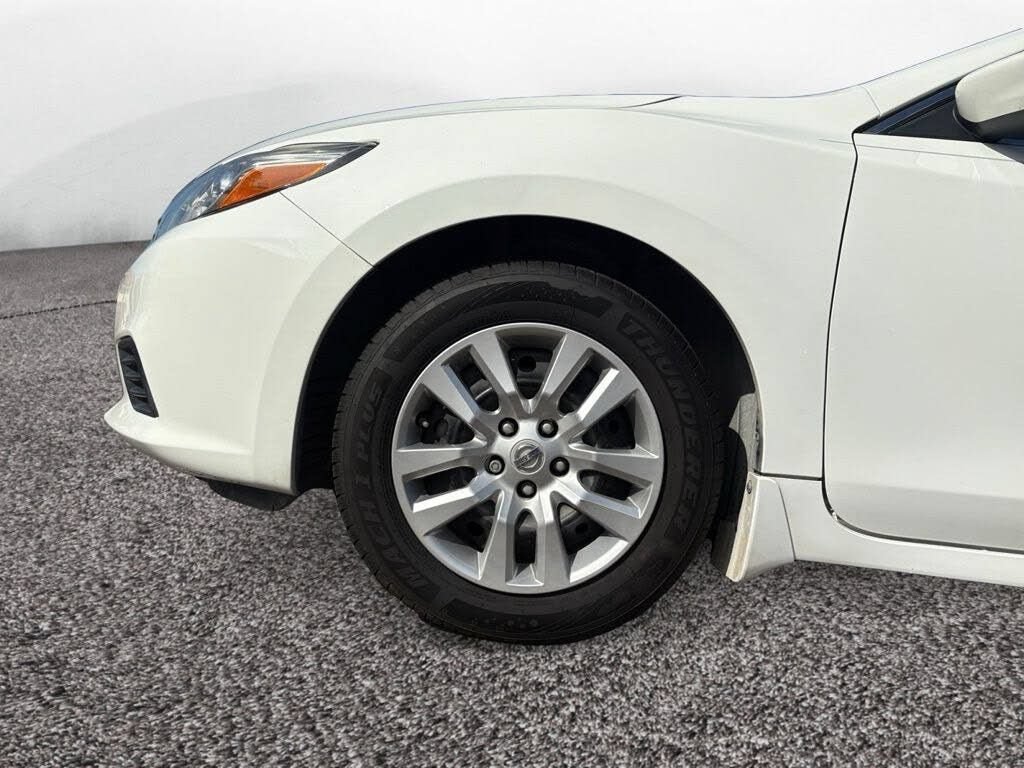 Used 2018 Nissan Altima 2.5 S w/ S Convenience Package FWD image 9