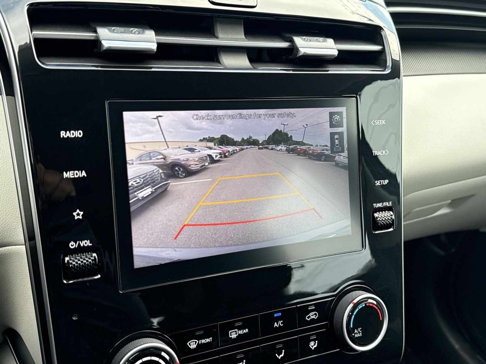 Certified 2024 Hyundai Tucson SE AWD/4WD image 19