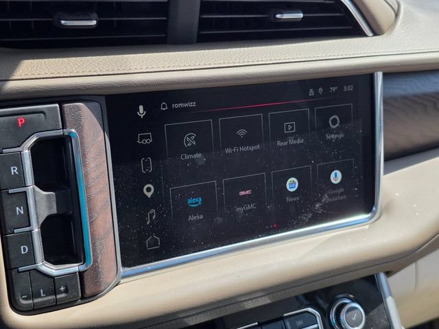 Used 2024 GMC Yukon XL Denali w/ Advanced Technology Package AWD/4WD image 23