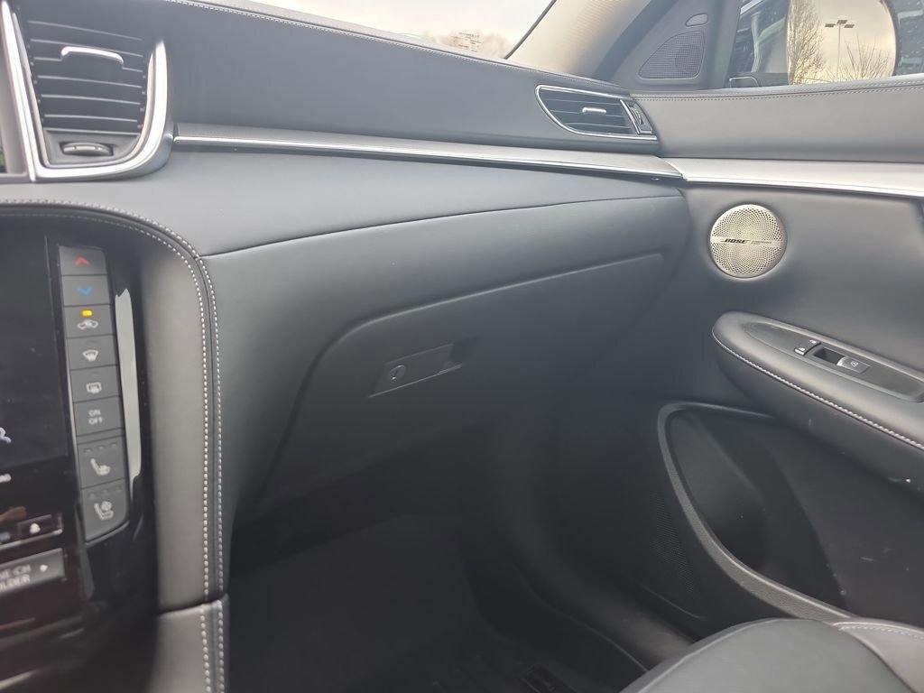 Used 2021 INFINITI QX50 Sensory image 41