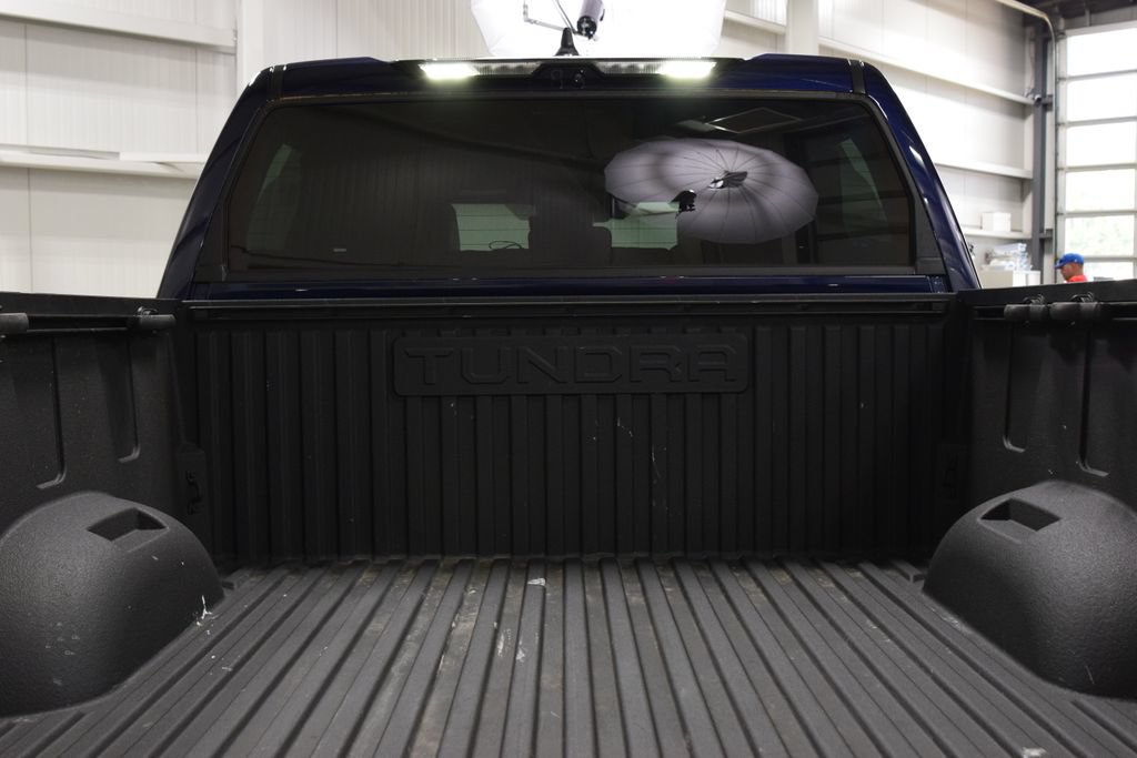 Used 2024 Toyota Tundra Platinum AWD/4WD image 19
