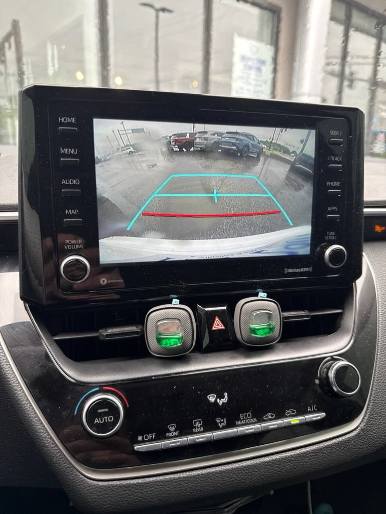 Used 2022 Toyota Corolla LE FWD image 7