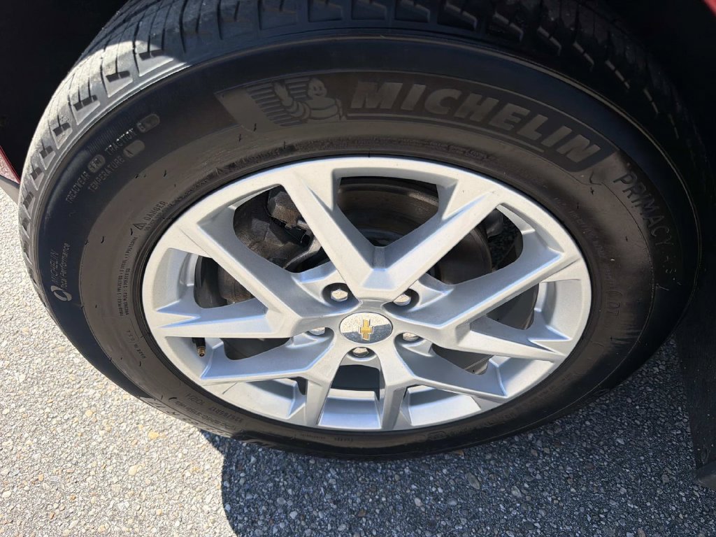 Used 2024 Chevrolet Equinox LT FWD image 15