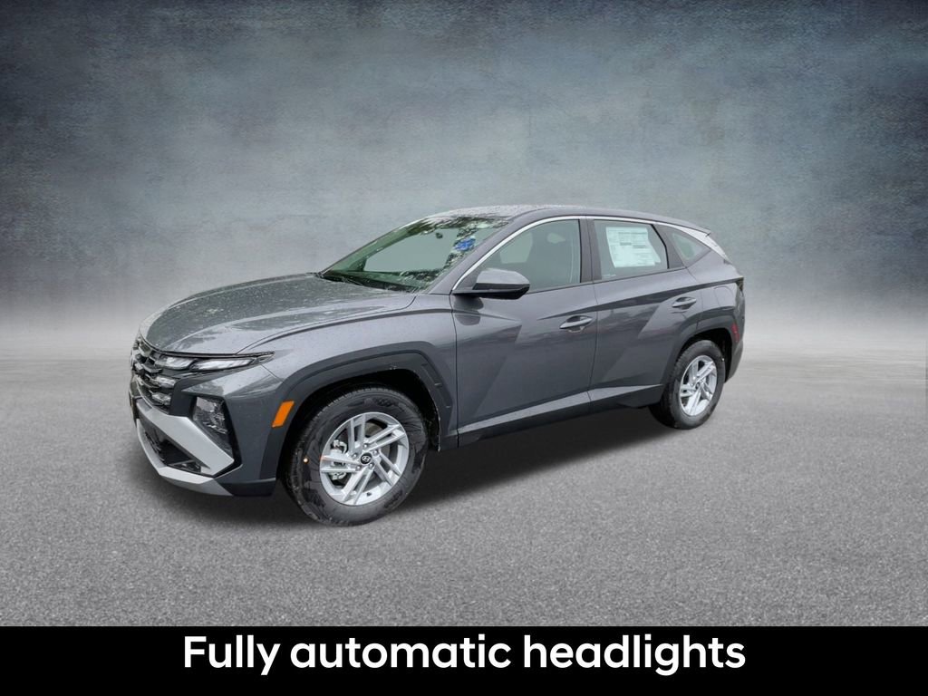 Certified 2025 Hyundai Tucson SE image 10