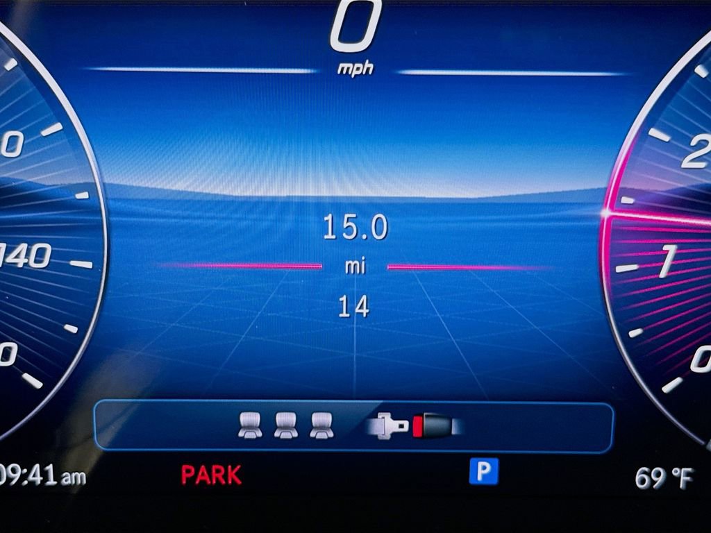 Used 2026 Mercedes-Benz GLC 300 4MATIC image 12