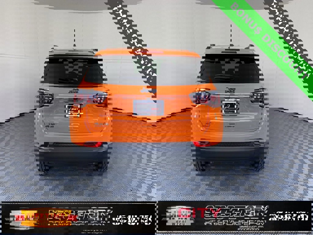 New 2026 Jeep Compass Latitude image 6