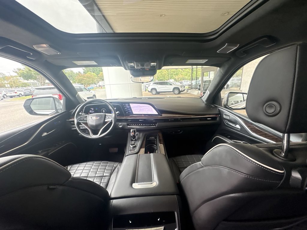Certified 2023 Cadillac Escalade Premium Luxury Platinum AWD/4WD image 21
