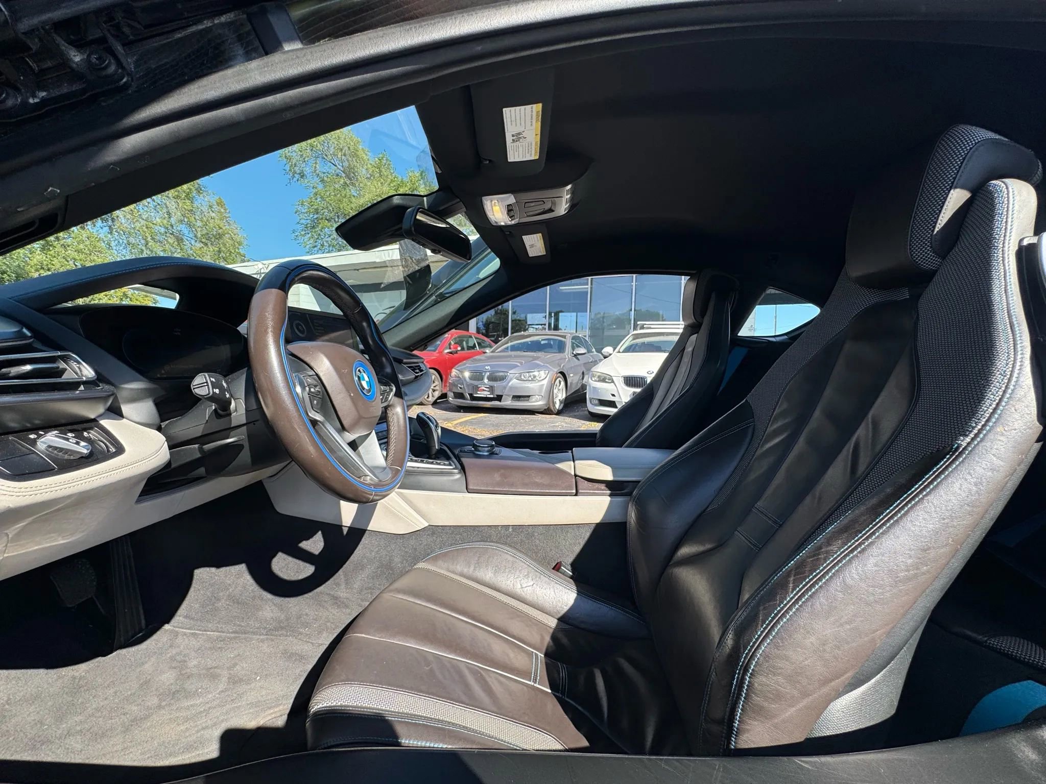 Used 2017 BMW i8 image 13