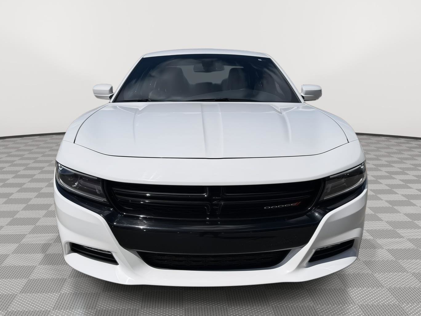 Used 2018 Dodge Charger GT AWD/4WD image 2
