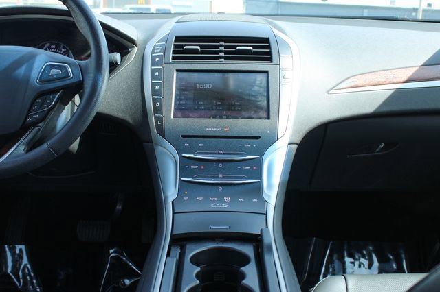 Used 2014 Lincoln MKZ Hybrid w/ Equipment Group 202A Reserve image 18