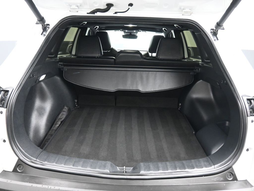 Used 2023 Toyota Corolla Cross AWD Hybrid w/ Convenience Package image 40