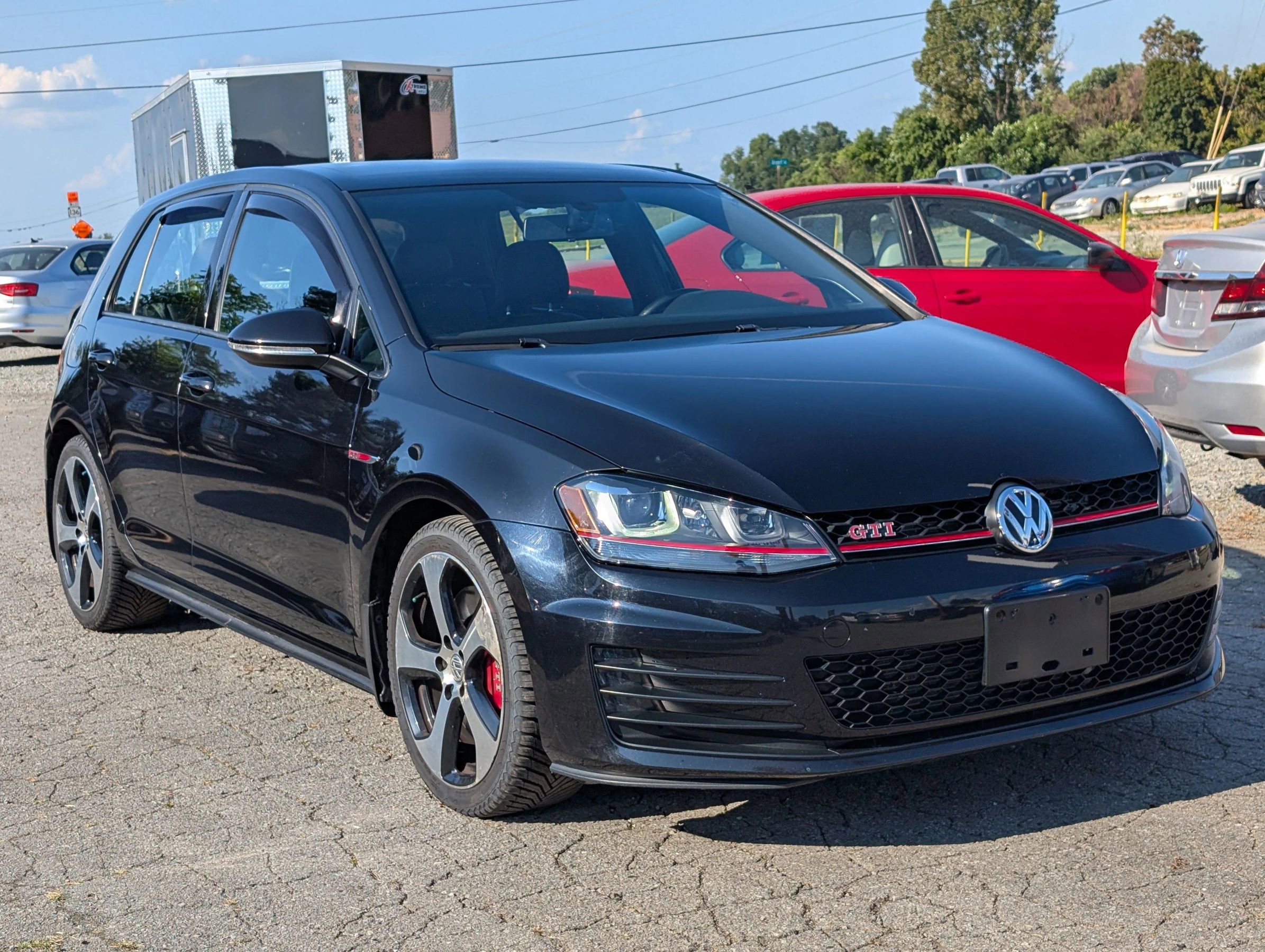 Used 2017 Volkswagen GTI Sport image 11