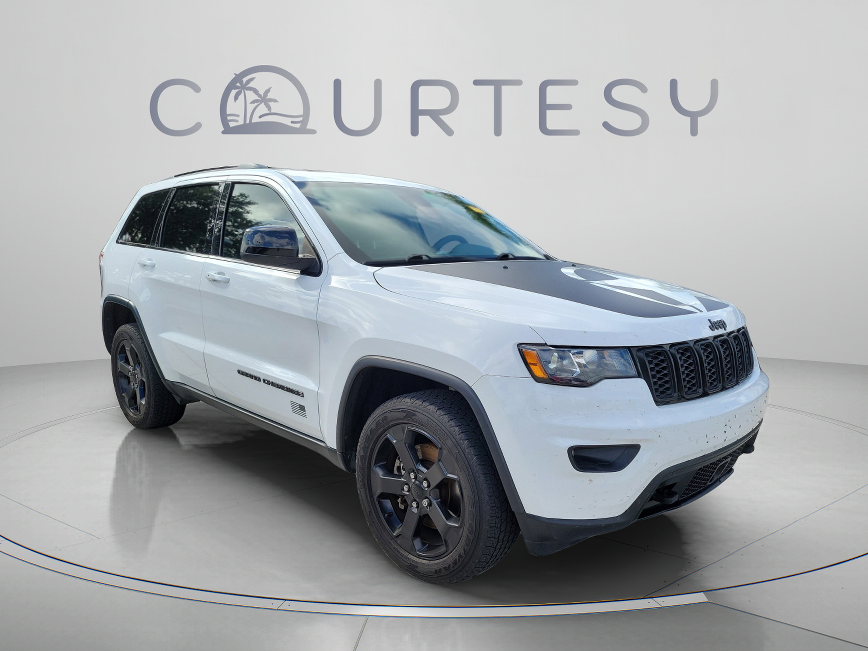 Certified 2021 Jeep Grand Cherokee Freedom Edition AWD/4WD image 4