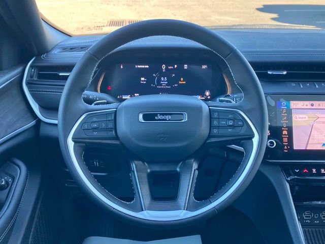 New 2026 Jeep Grand Cherokee Altitude image 23