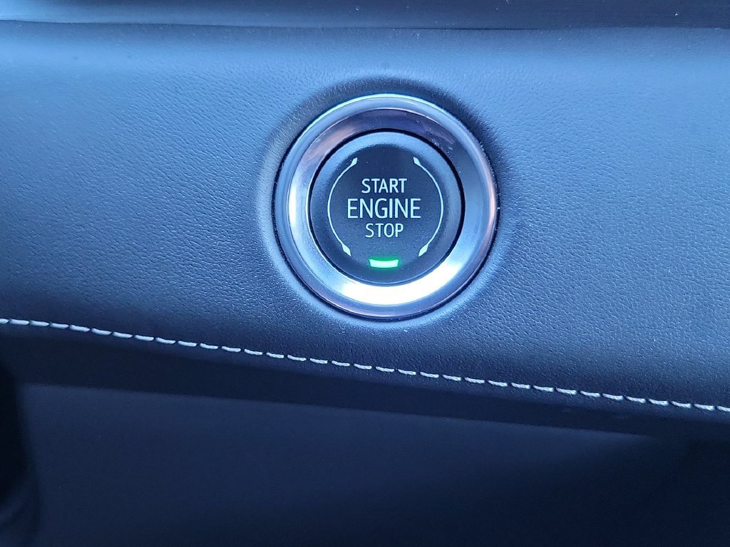 Certified 2024 Cadillac Escalade Sport Platinum AWD/4WD image 16