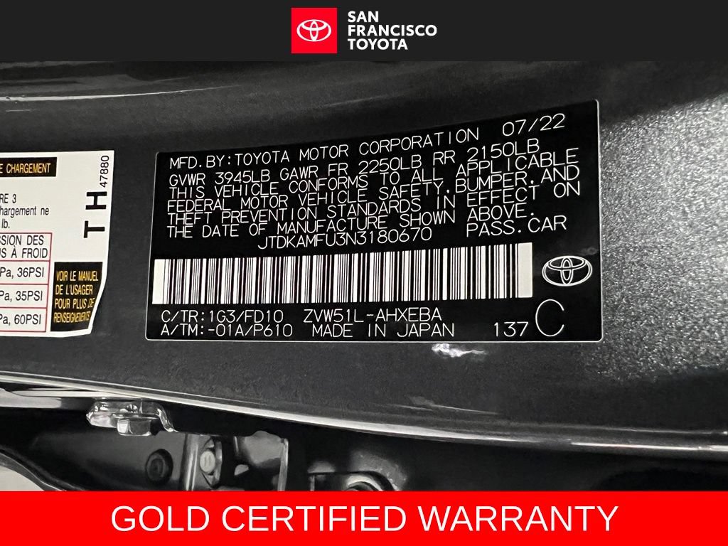 Certified 2022 Toyota Prius LE FWD image 37