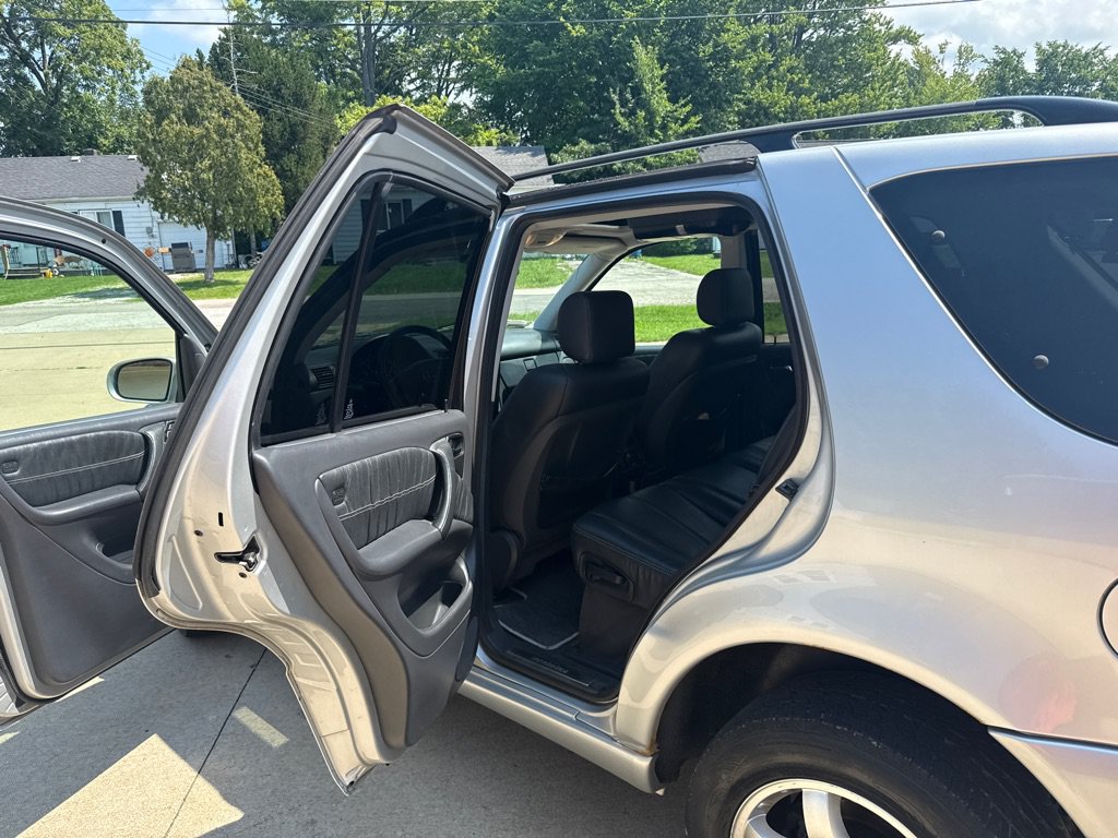 Used 2003 Mercedes-Benz ML 350 4MATIC image 12
