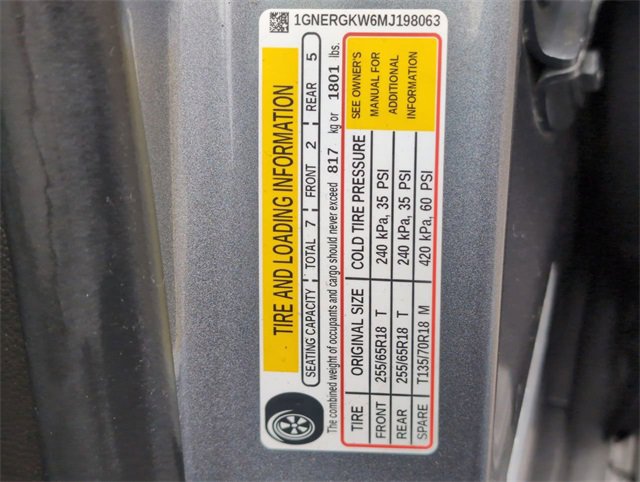 Used 2021 Chevrolet Traverse LT image 32