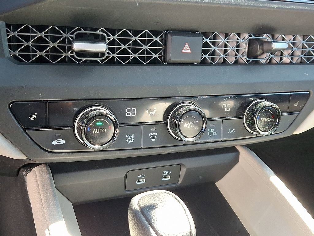 Used 2023 Honda Accord EX image 16