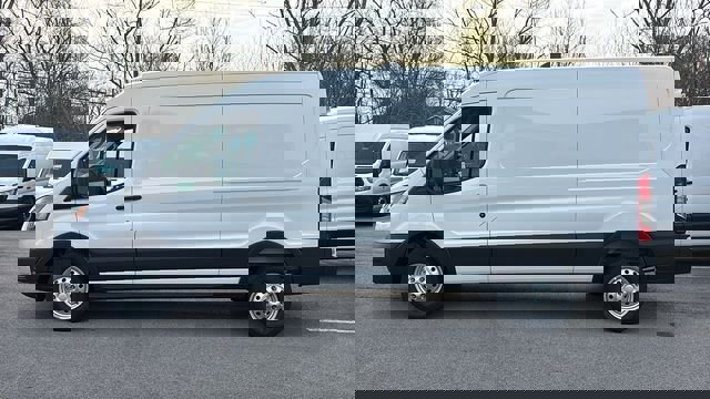 New 2026 Ford Transit 250 148 Medium Roof Extended AWD image 4
