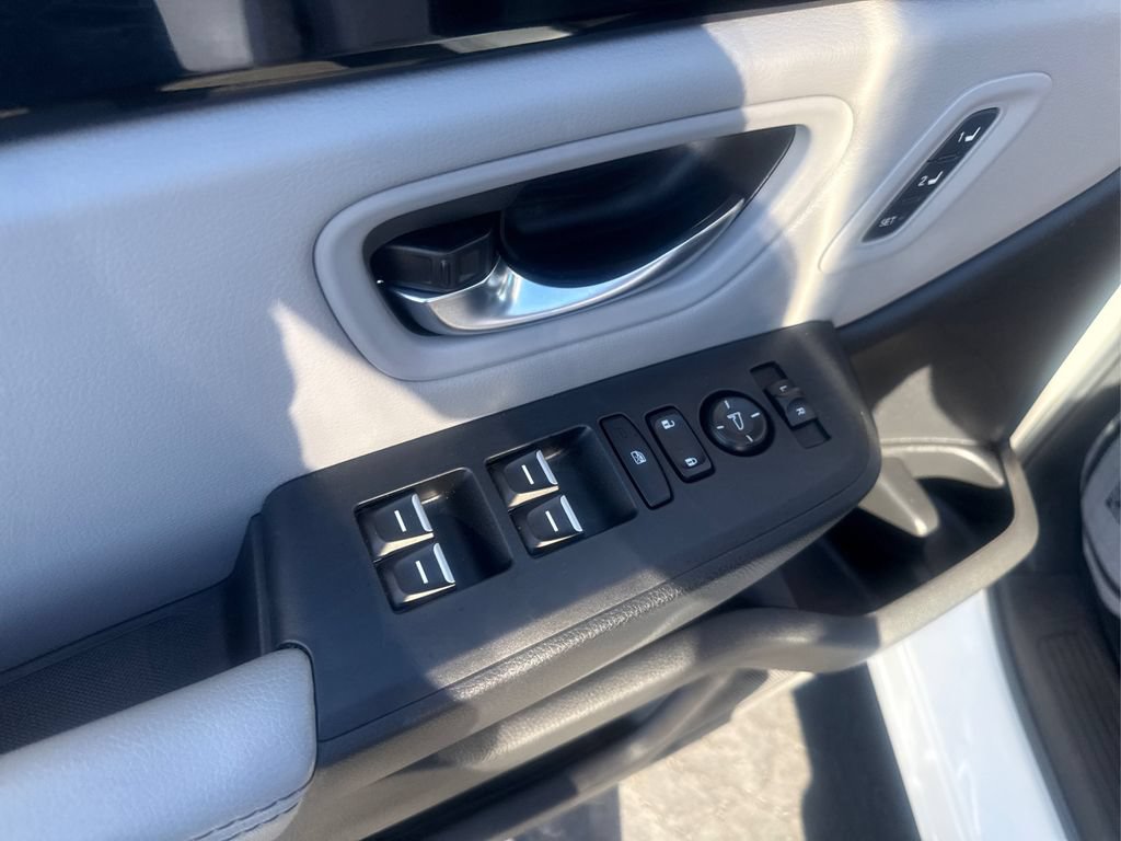 Certified 2023 Honda Pilot Touring image 35