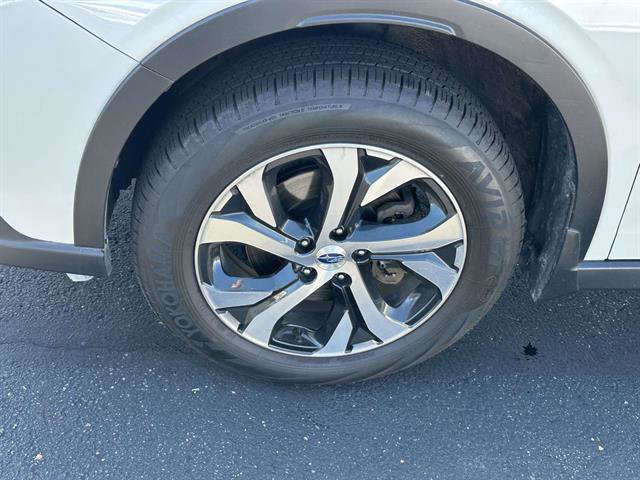 Used 2022 Subaru Outback Limited AWD/4WD image 8