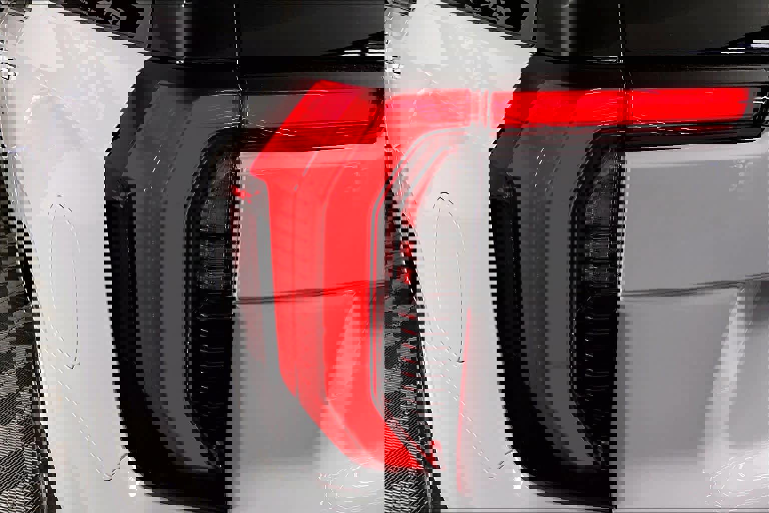 Used 2026 GMC Yukon XL Denali w/ Sun & Power Step Package image 28