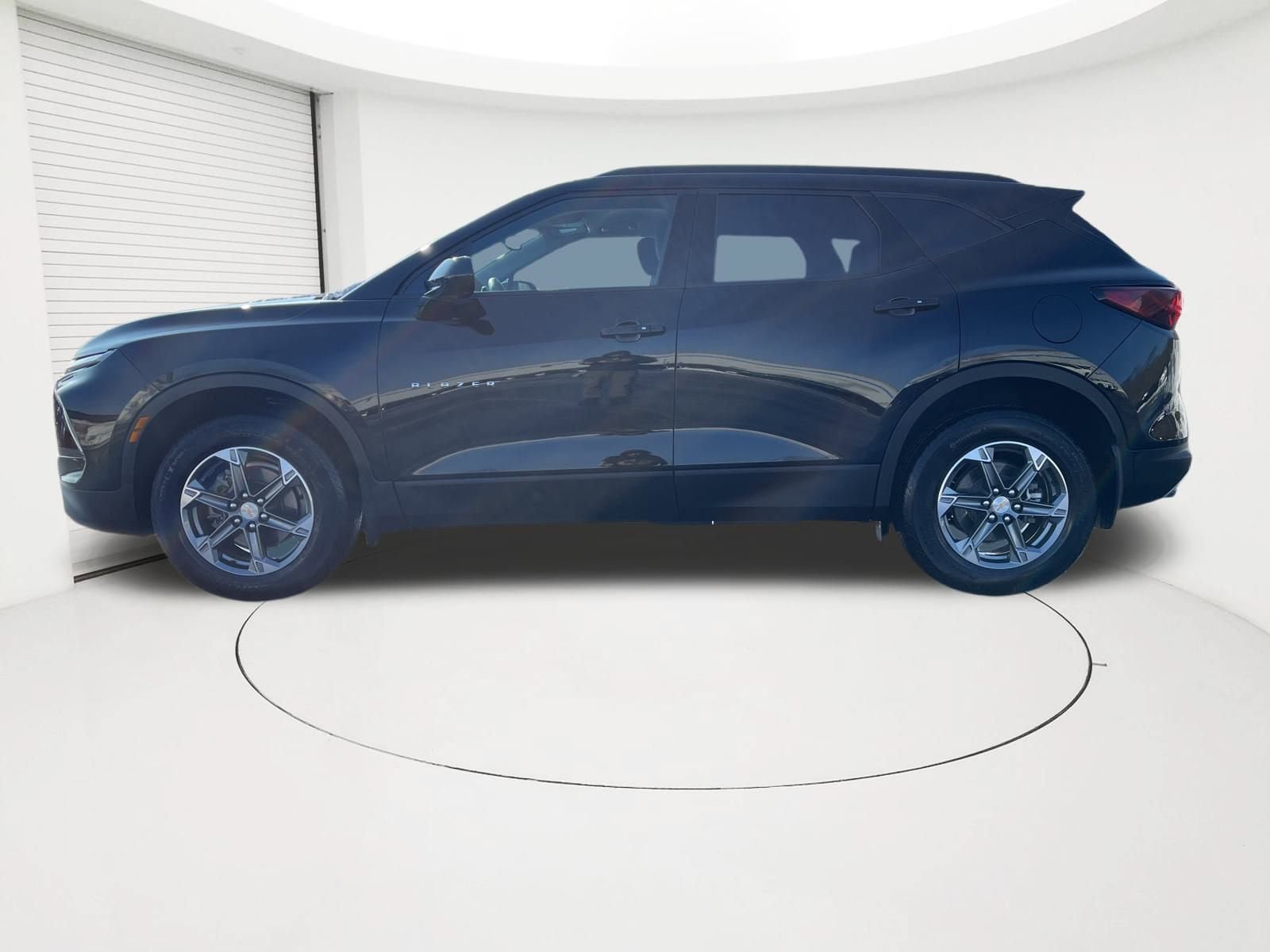 New 2025 Chevrolet Blazer LT w/ Convenience Package AWD/4WD image 5