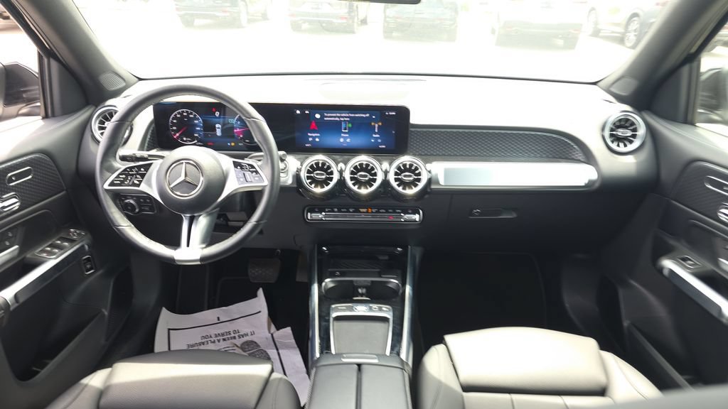 Certified 2025 Mercedes-Benz GLB 250 image 25