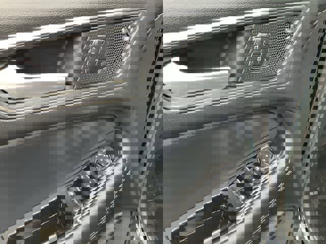 Used 2019 Ford Edge ST w/ Equipment Group 401A AWD/4WD image 14