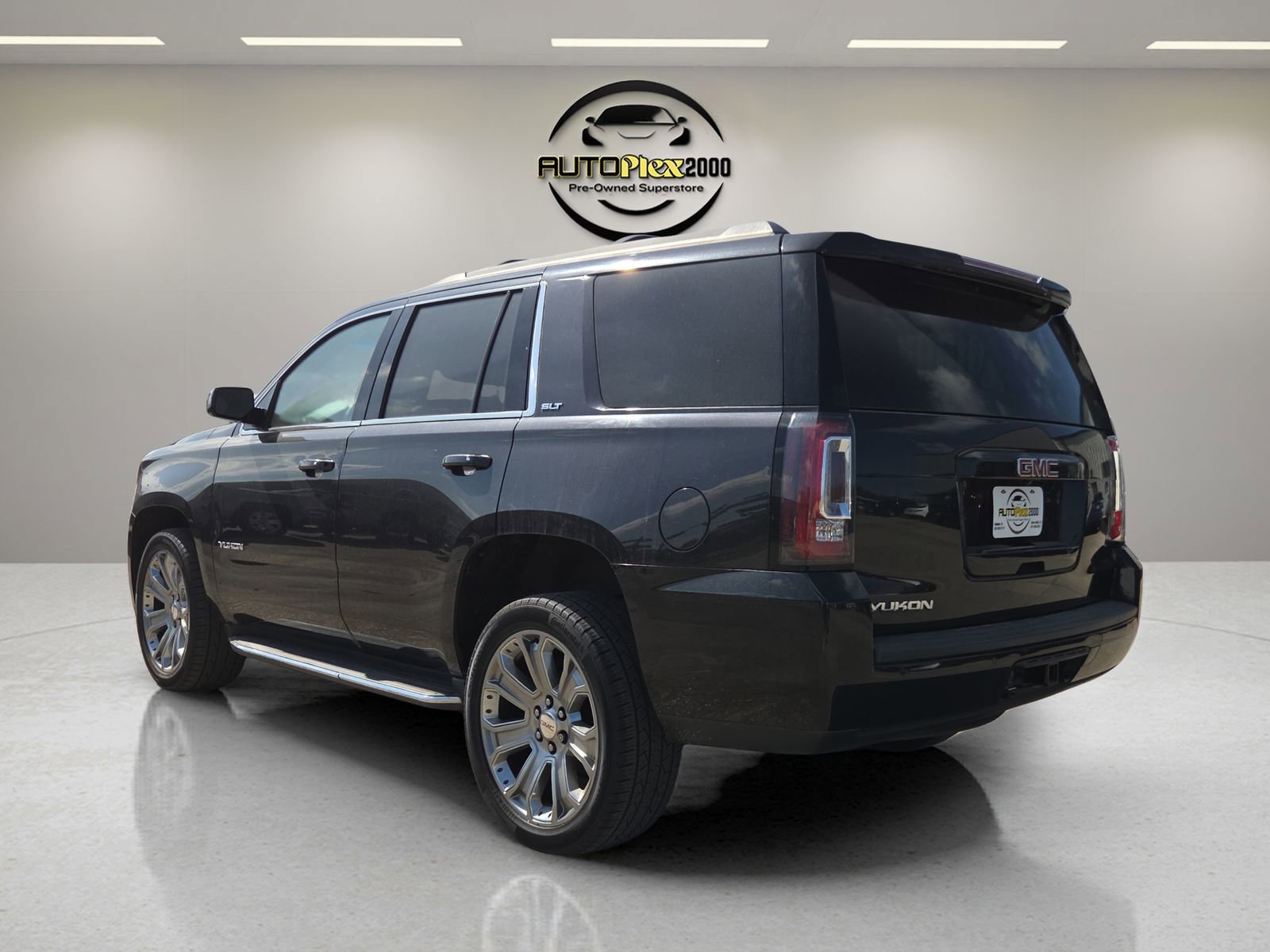 Used 2020 GMC Yukon SLT w/ Open Road Package image 5