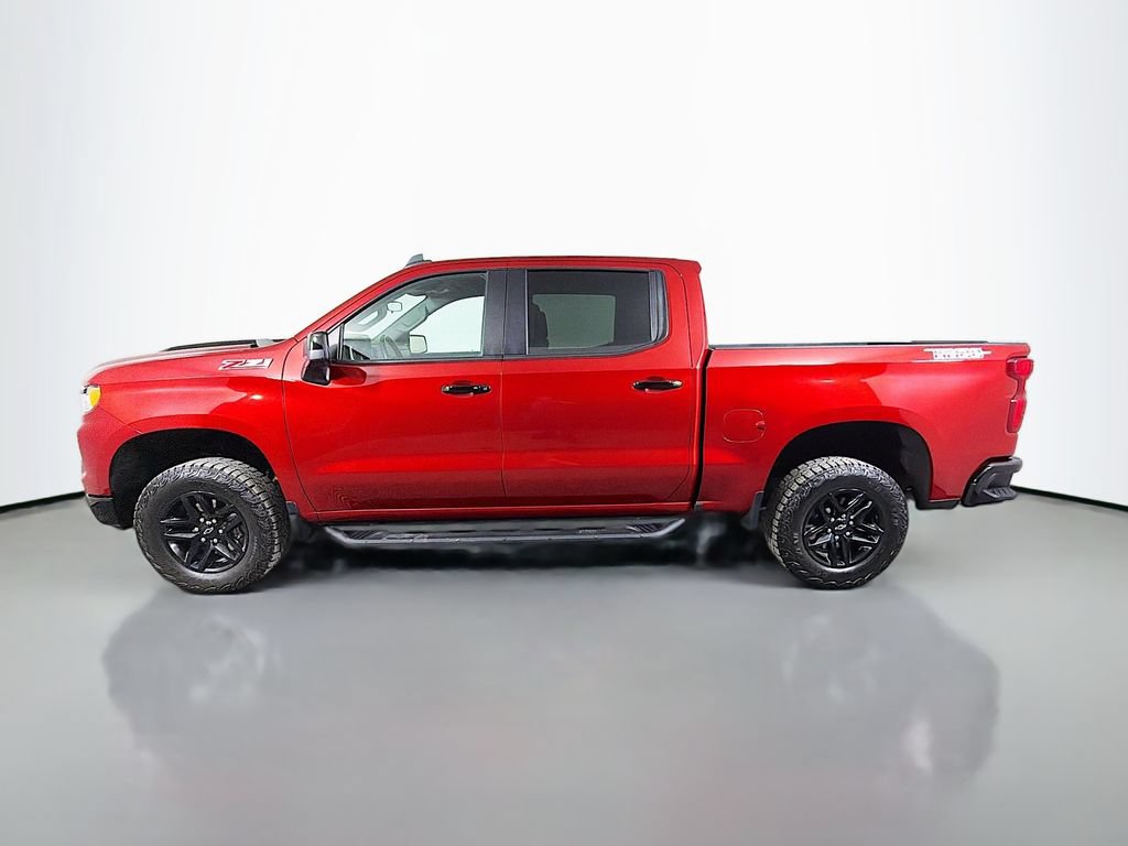Used 2024 Chevrolet Silverado 1500 LT Trail Boss w/ Convenience Package II AWD/4WD image 9