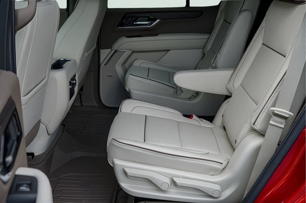 New 2026 GMC Yukon Denali w/ Sun & Power Step Package AWD/4WD image 20
