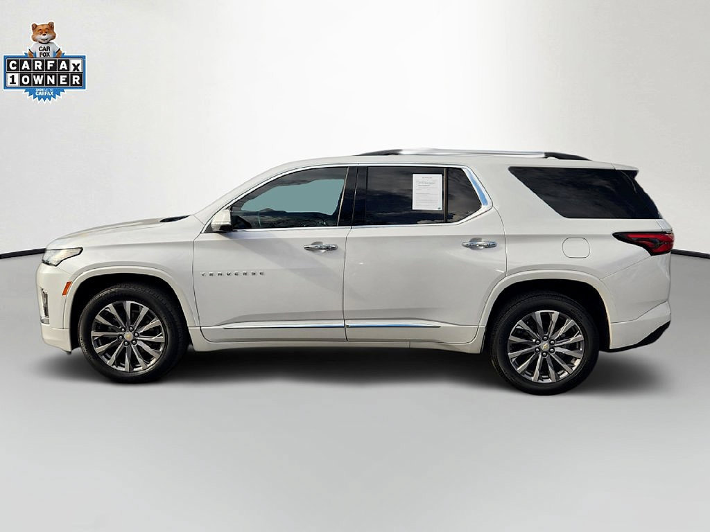 Used 2023 Chevrolet Traverse Premier FWD image 4