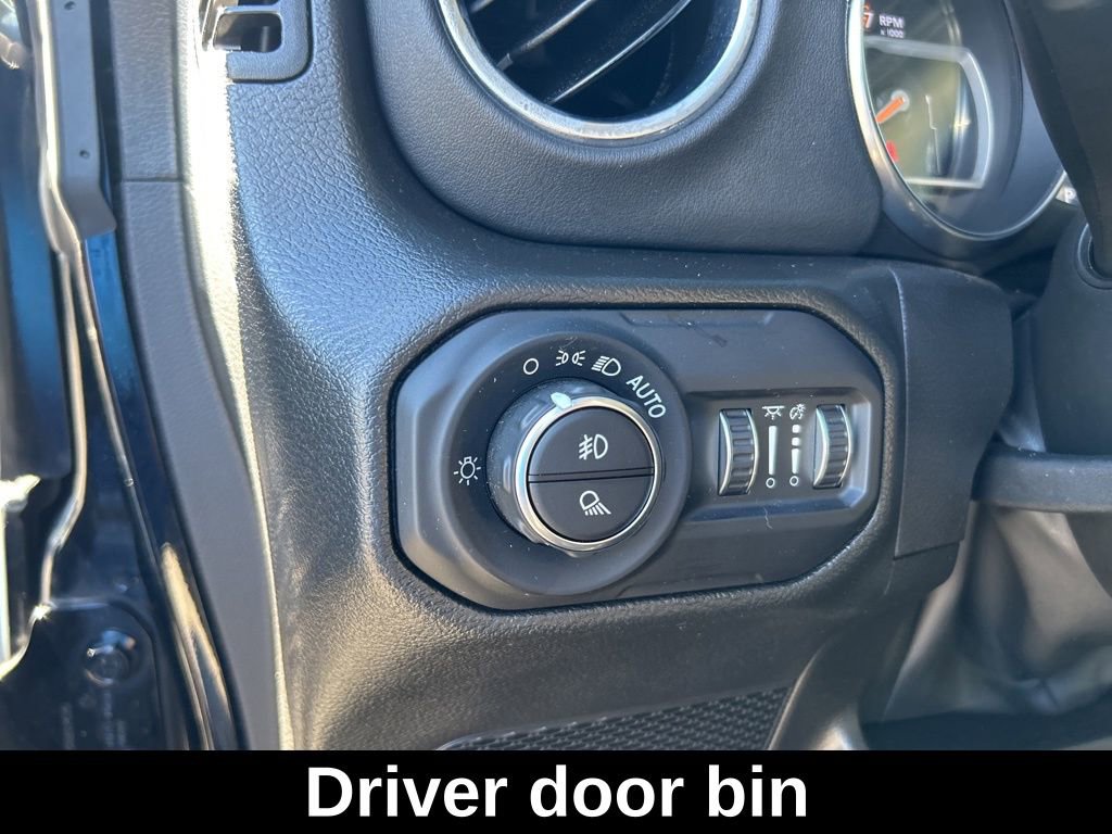 Certified 2022 Jeep Gladiator Overland w/ Popular Equipment Package image 35