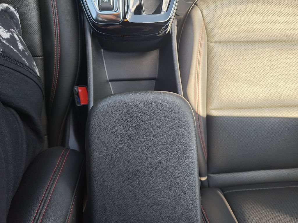 Used 2025 Chevrolet Trax RS FWD image 23