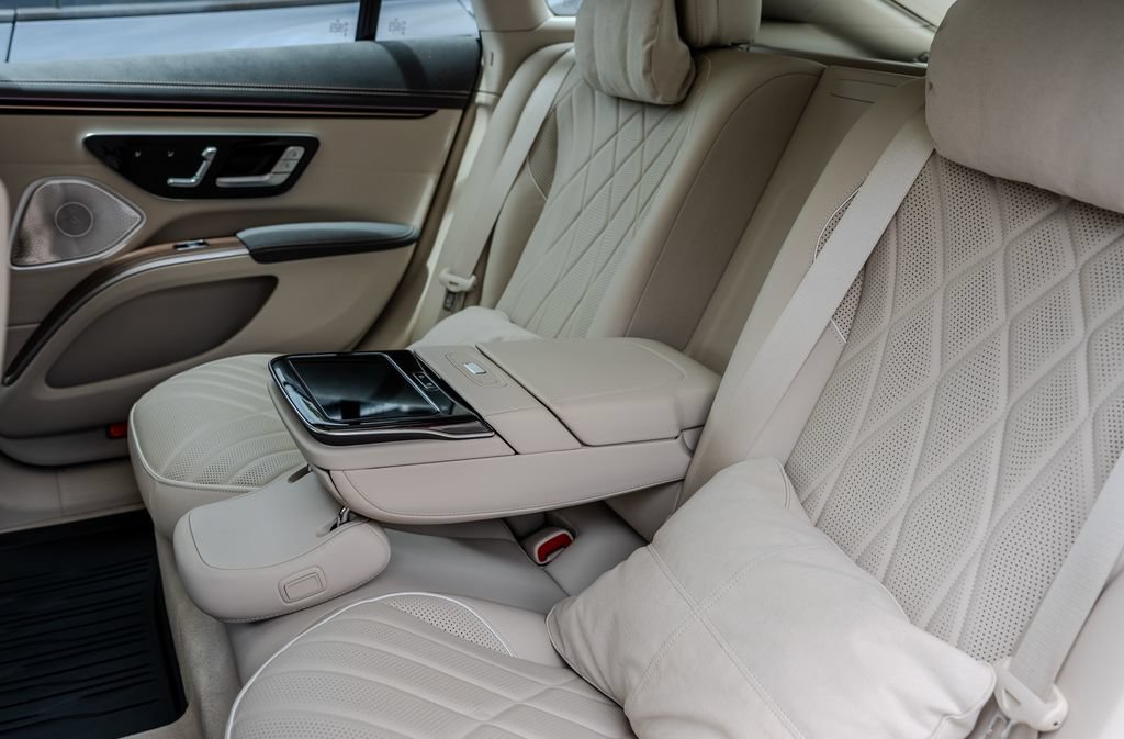 Used 2023 Mercedes-Benz EQS 580 4MATIC Sedan image 21