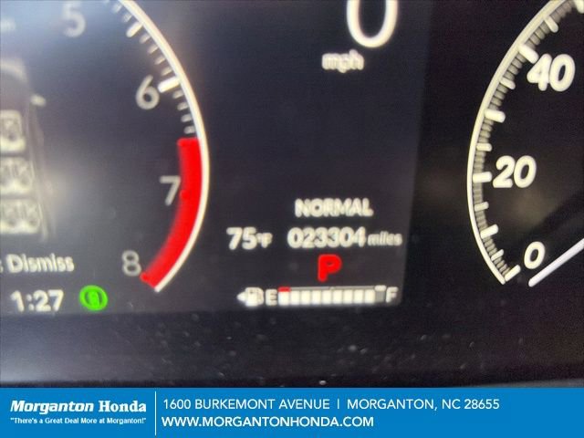 Used 2023 Honda Pilot Touring image 9