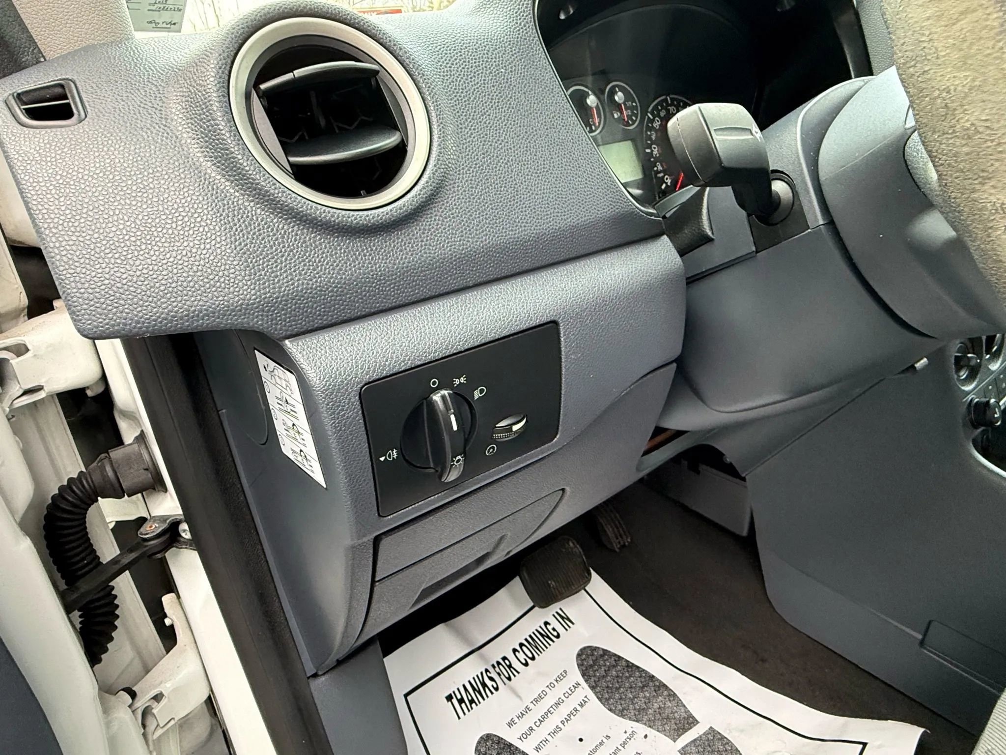 Used 2013 Ford Transit Connect XLT image 27