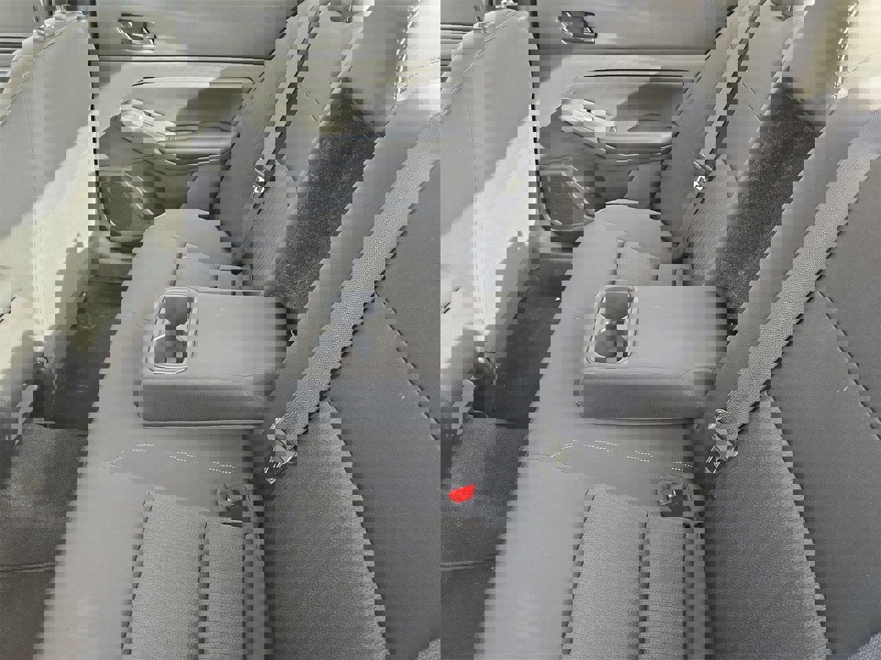 Used 2024 Nissan Altima 2.5 S image 9