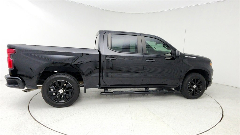 Used 2023 Chevrolet Silverado 1500 Custom image 7