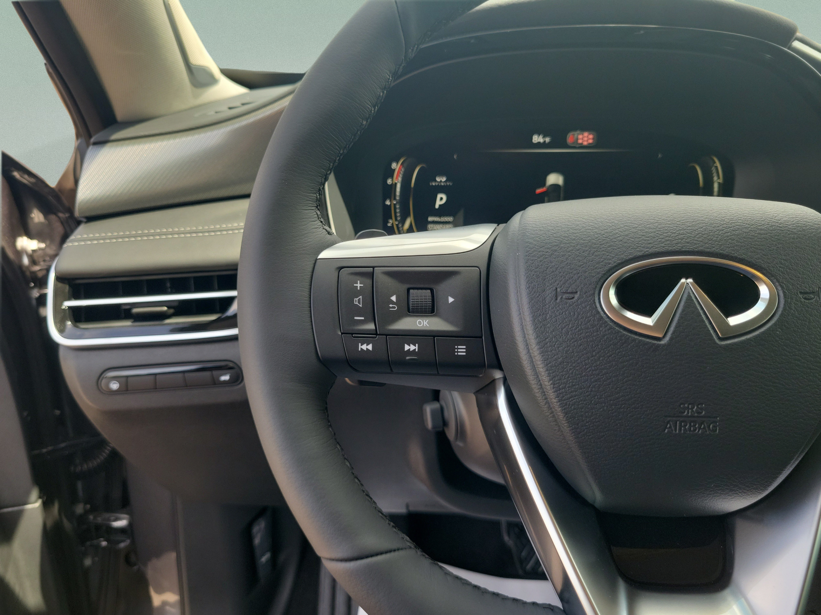 New 2027 INFINITI QX60 Luxe w/ Cargo Package FWD image 17