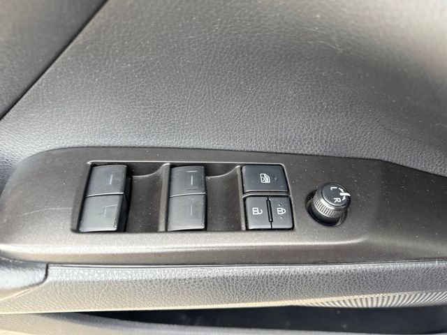 Used 2021 Toyota Camry SE image 25