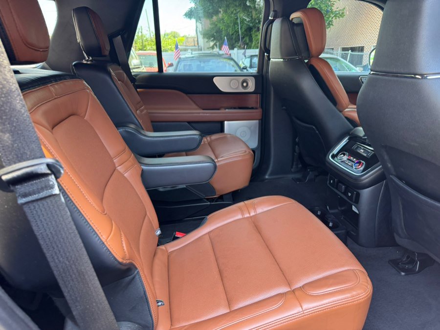 Used 2020 Lincoln Navigator Reserve w/ Luxury Package AWD/4WD image 59