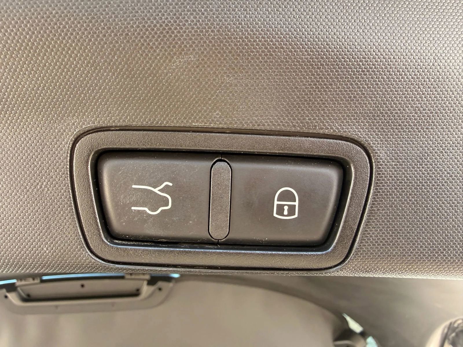 Used 2019 Alfa Romeo Stelvio Ti image 31