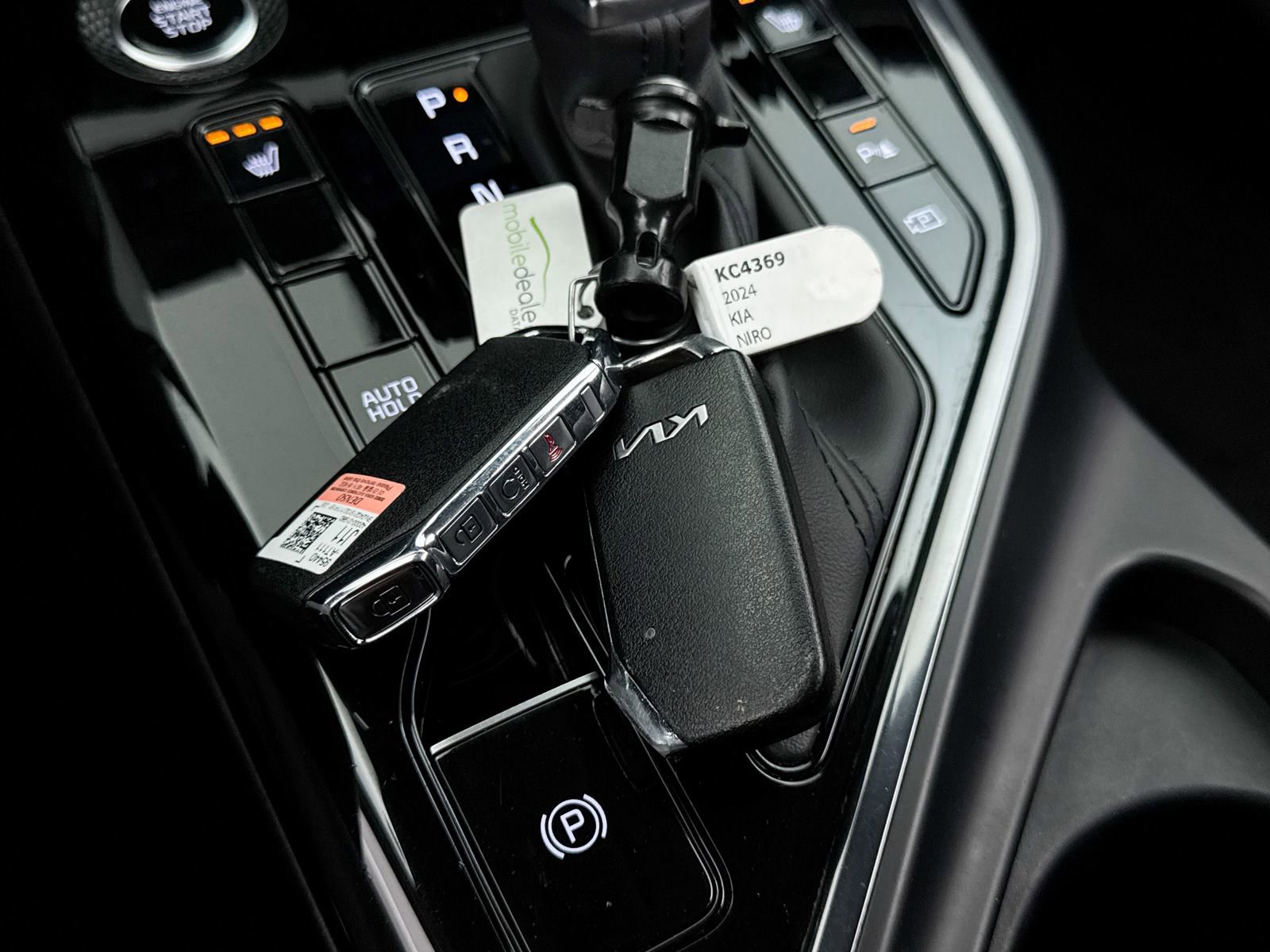 Certified 2024 Kia Niro EX Touring image 38