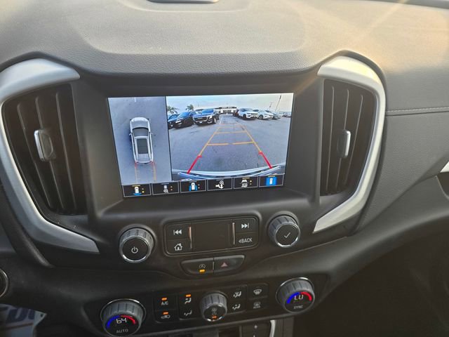 Used 2023 GMC Terrain SLT w/ Infotainment Package II image 22