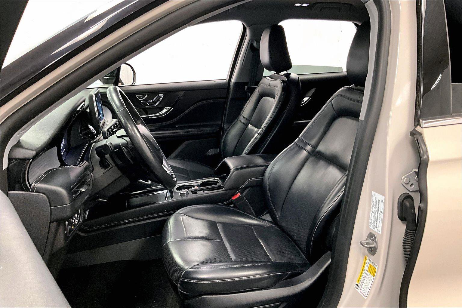 Used 2021 Lincoln Corsair AWD w/ Equipment Group 101A image 24