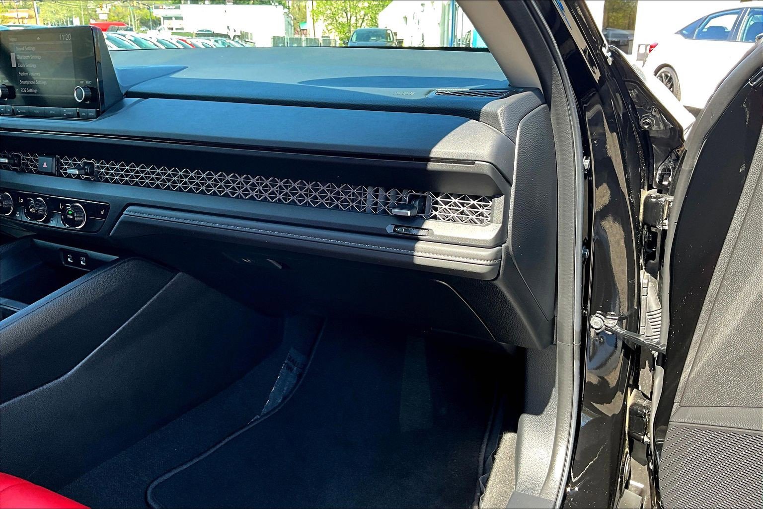 Used 2025 Honda Accord SE image 16